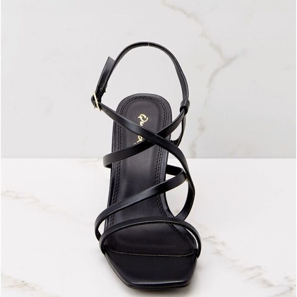 Qupid Strappy Sandals - Picture 6 of 10